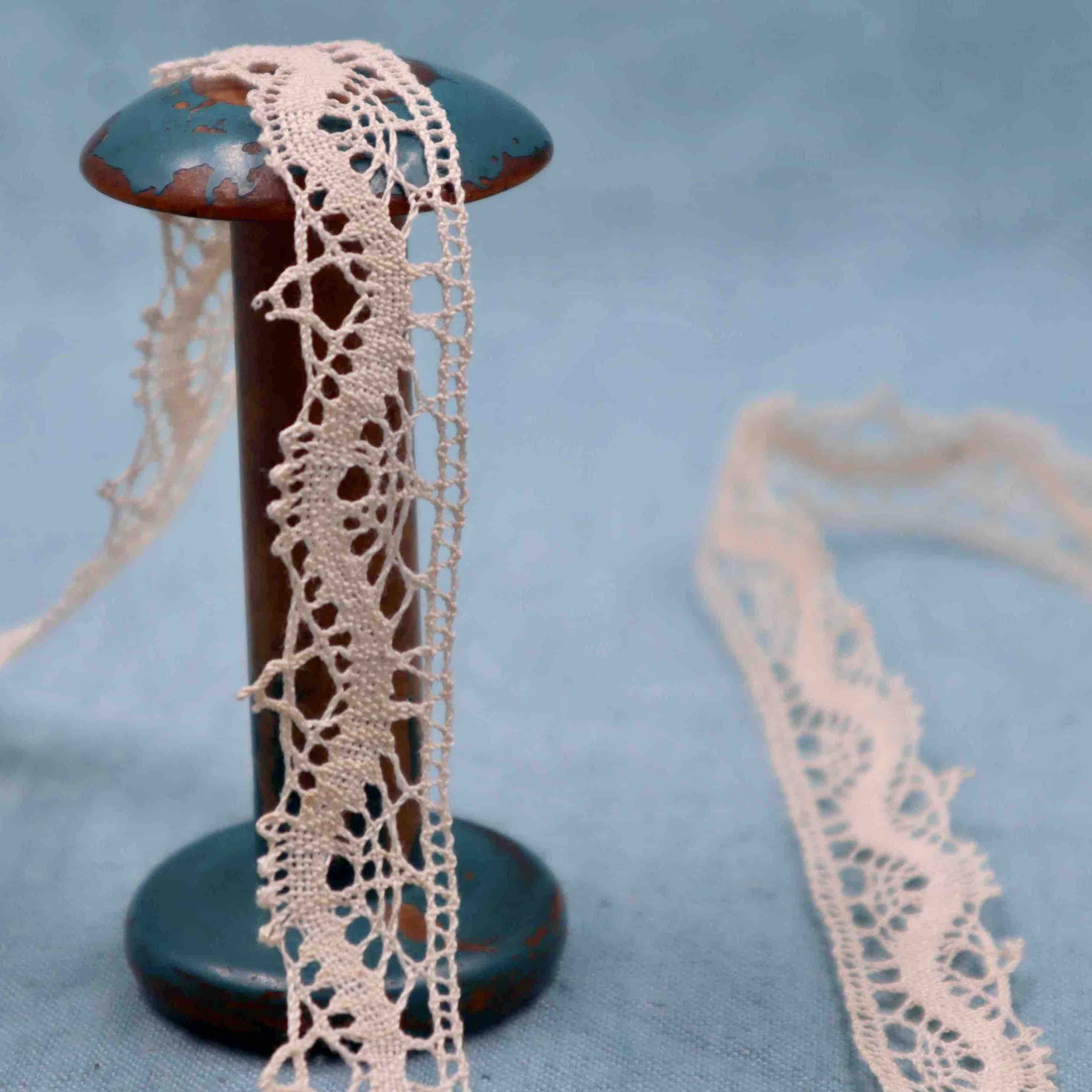 20 m Cotton Bobbin Lace Trim