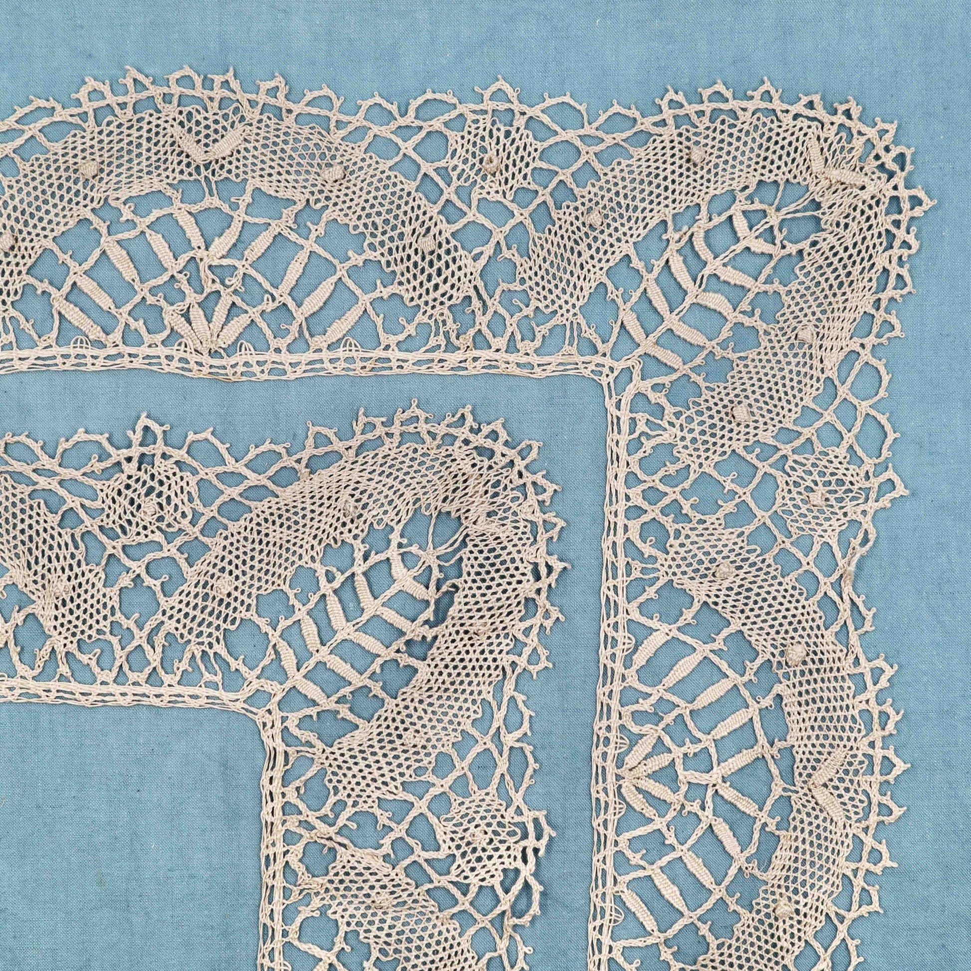Table Cloth Edging Handmade in Linen Bobbin Lace French Antique - Bobbins&Needles