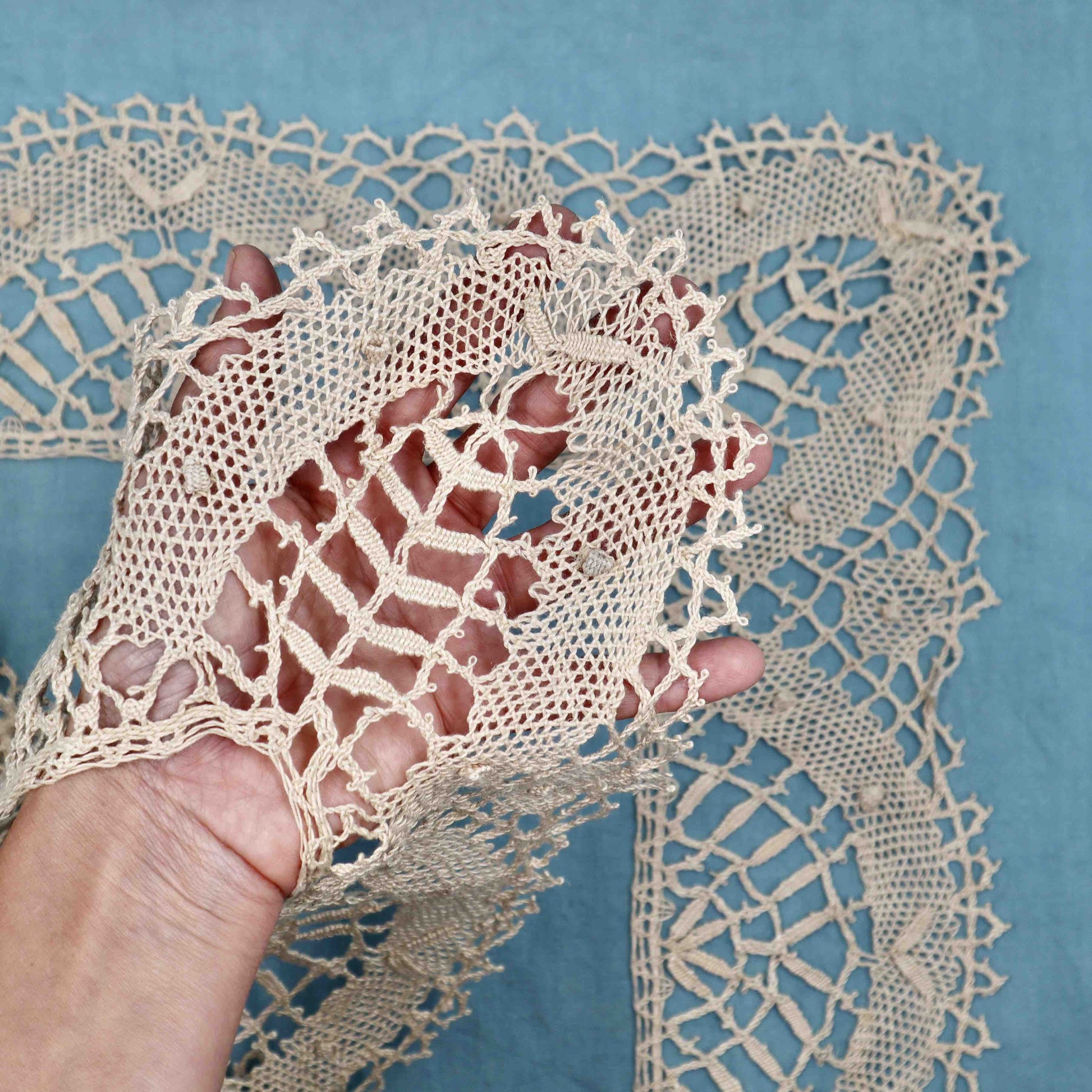 Table Cloth Edging Handmade in Linen Bobbin Lace French Antique - Bobbins&Needles