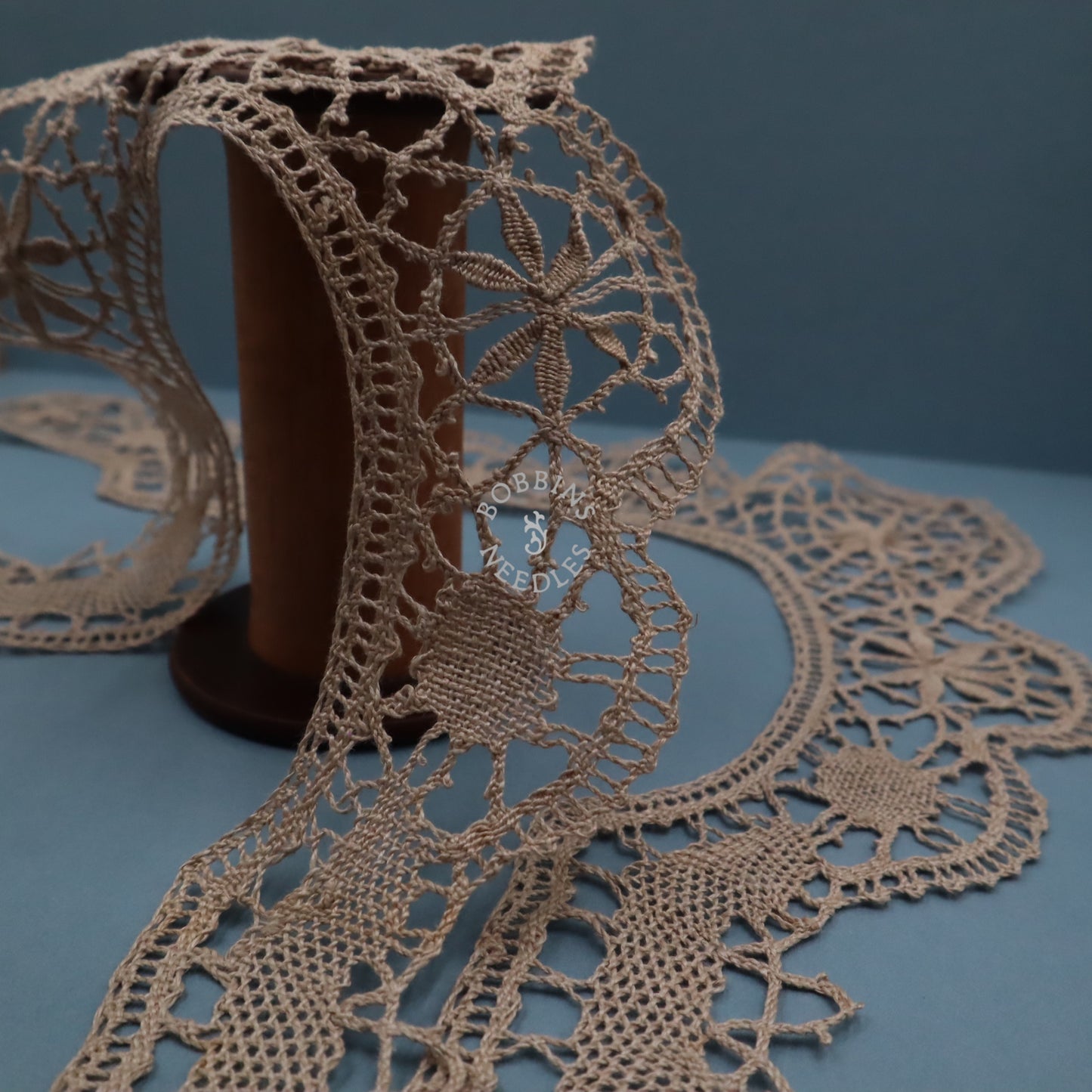Handmade Lace –  Tablecloth Edging – Antique French Linen Bobbin Lace Border - Bobbins&Needles