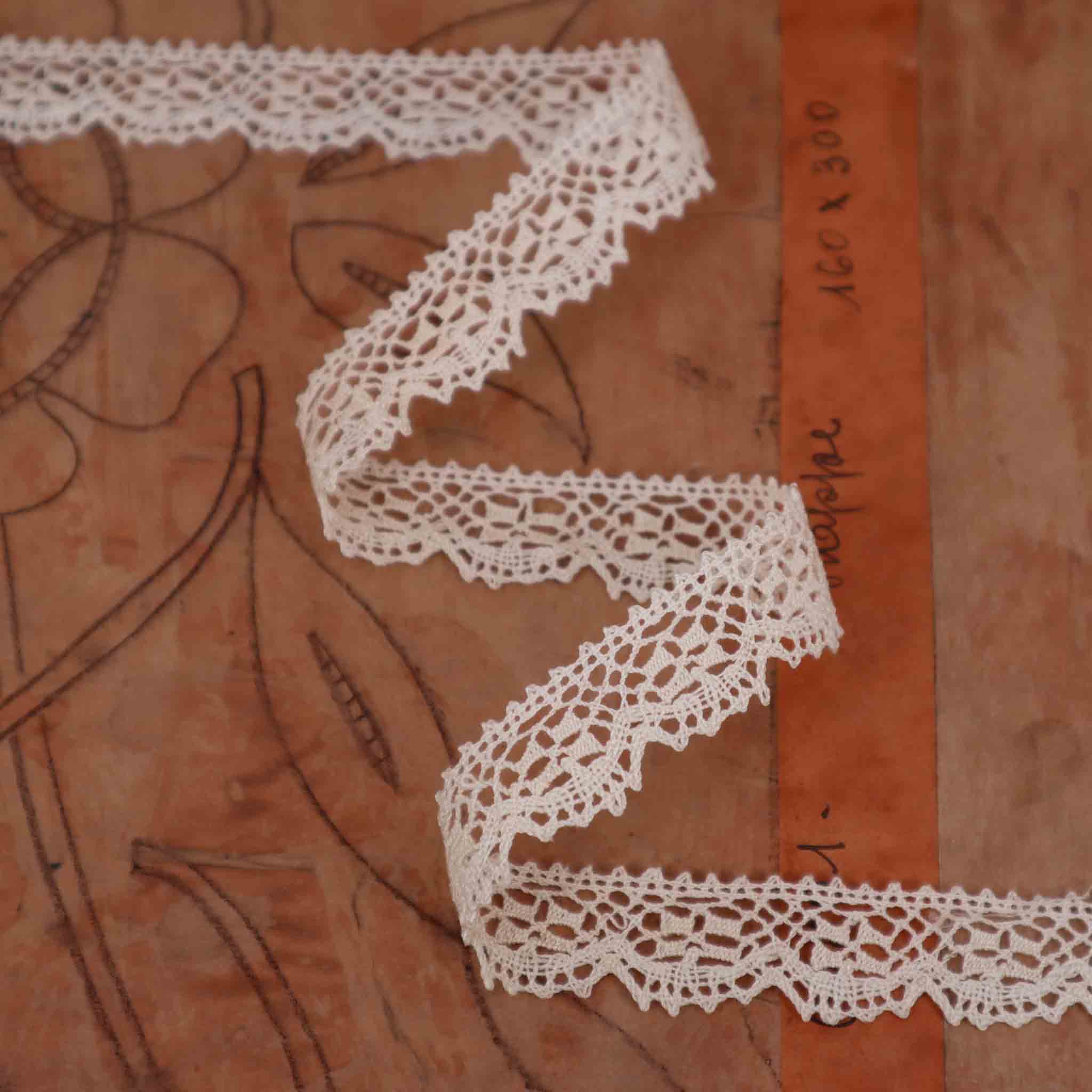 Cotton Bobbin Lace Trim - Bobbins&Needles