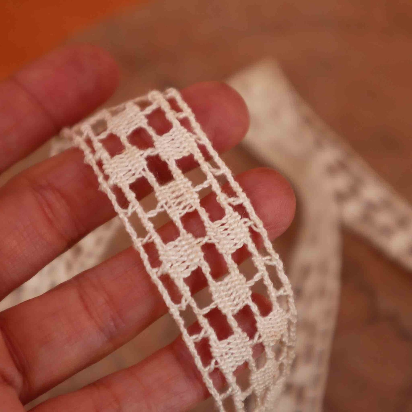 Cotton Bobbin Lace Trim - Bobbins&Needles