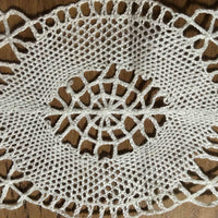 Bed Sheet Edging Handmade in Linen Bobbin Lace - Bobbins&Needles