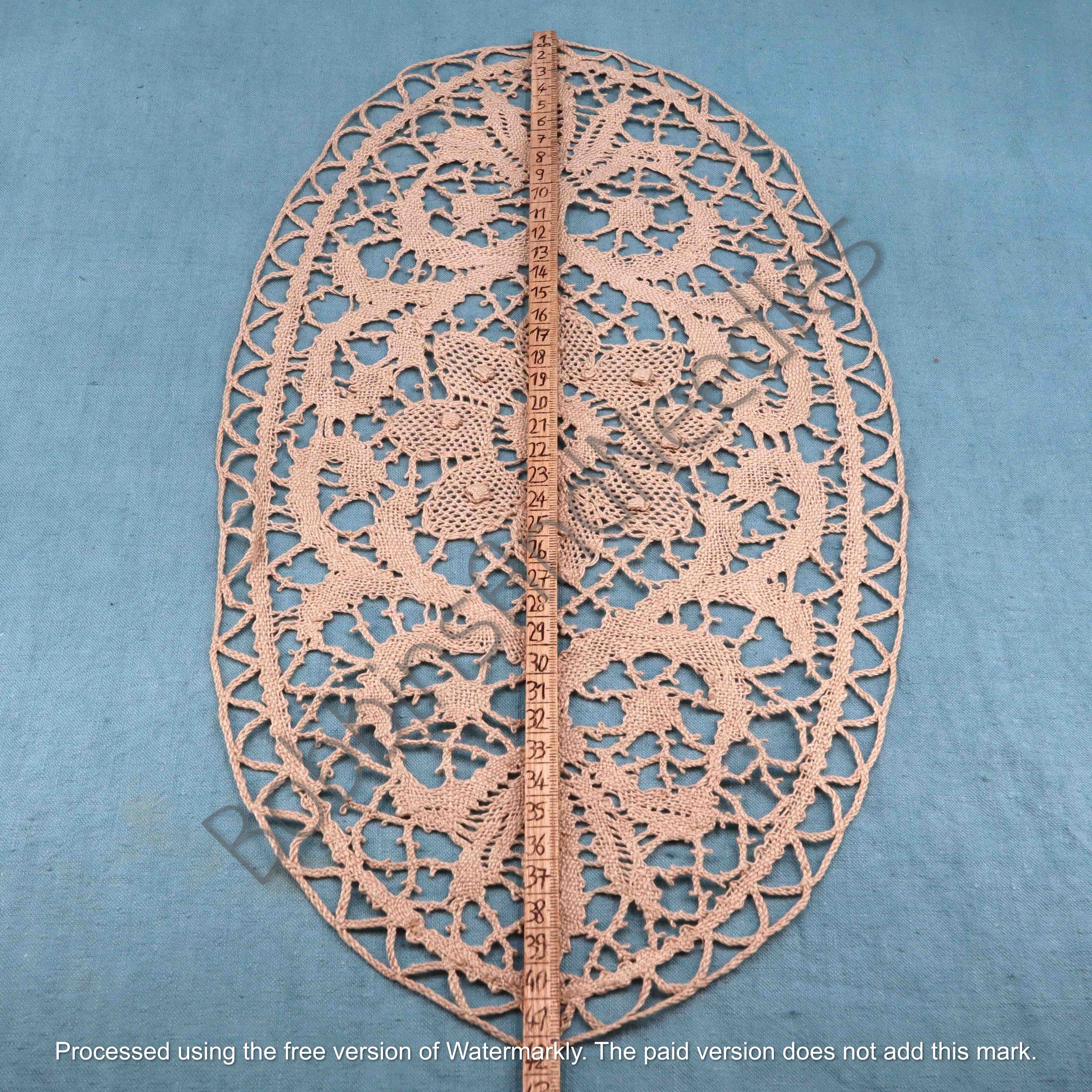 Linen Doily Handmade Lace – Retournac, made in France, Early 20th Century