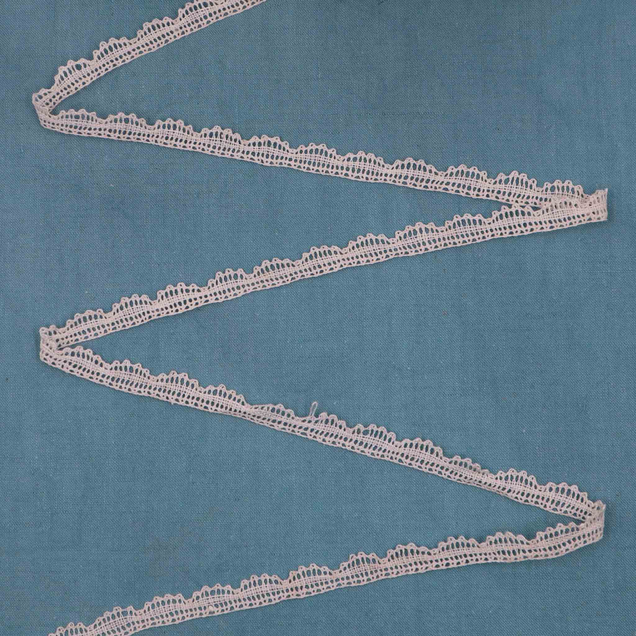 Handmade Linen Lace Trim - Bobbins&Needles