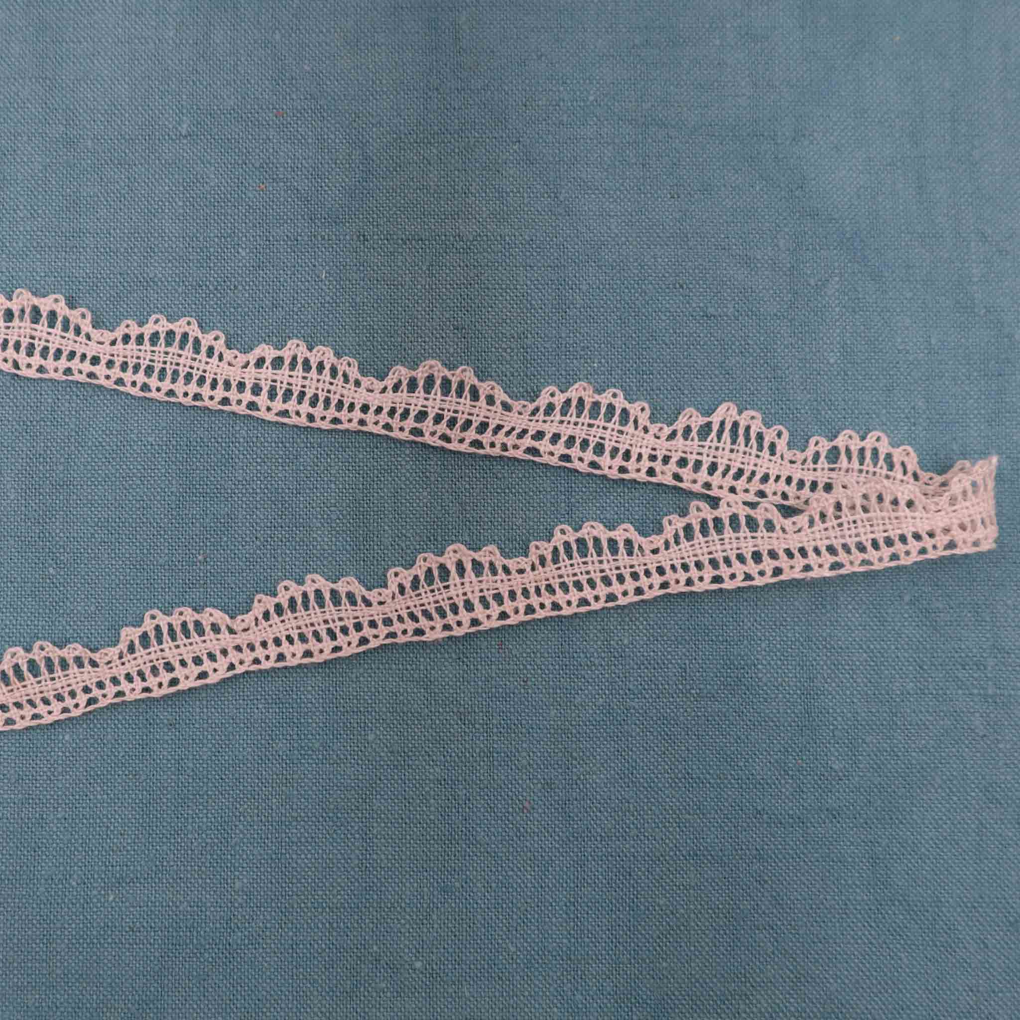 Handmade Linen Lace Trim - Bobbins&Needles