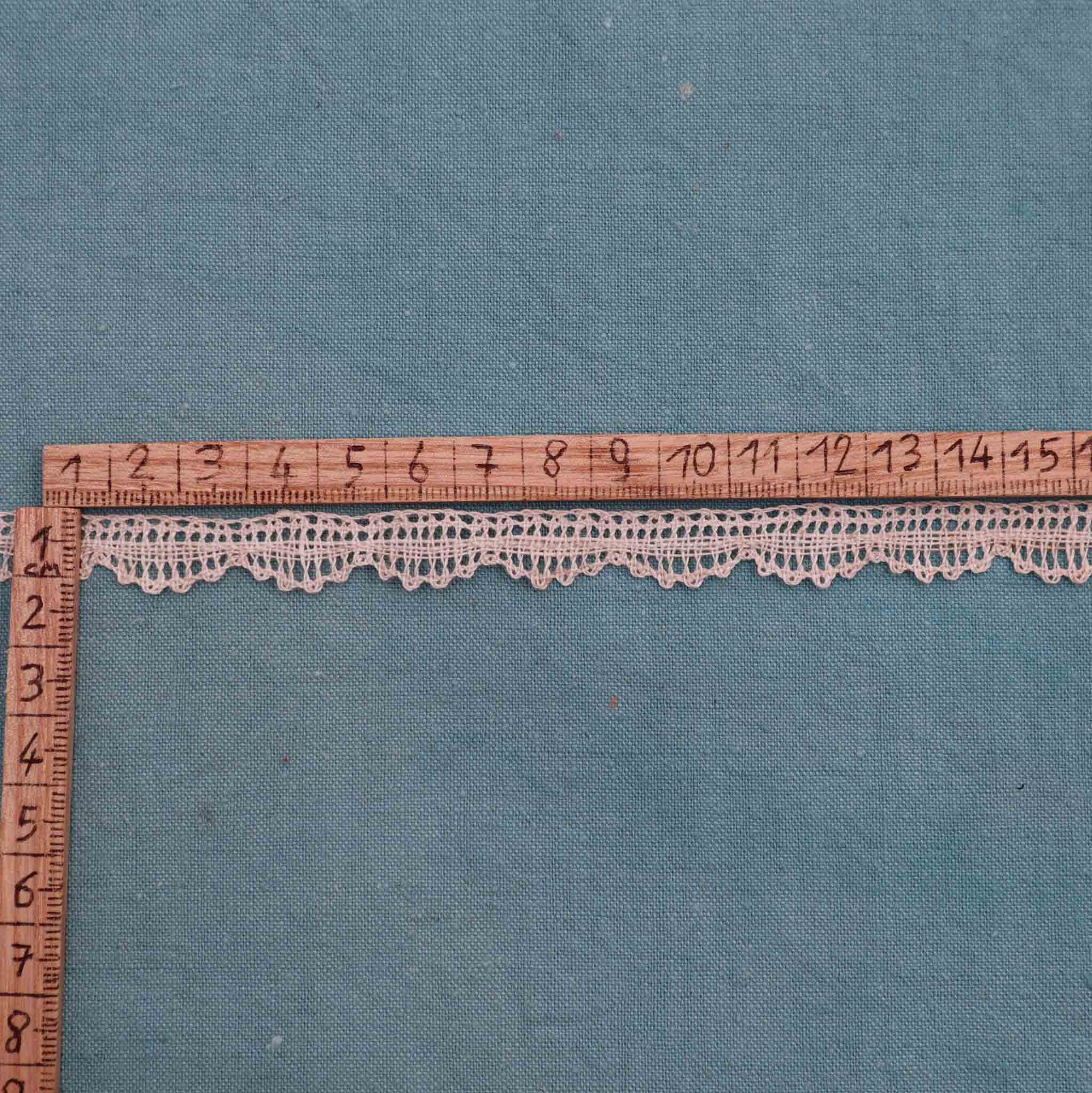 Handmade Linen Lace Trim - Bobbins&Needles