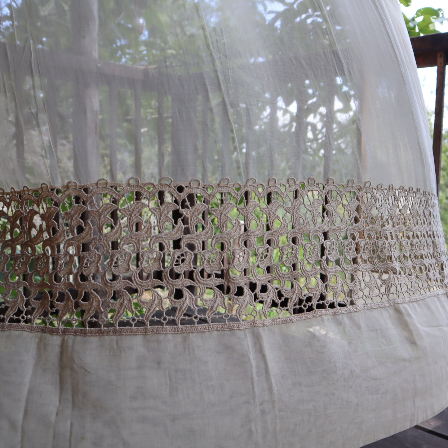 Antique Belgian Curtain – Swiss Linen with 20 cm Bruges Guipure Lace Insertion – 190 × 180 cm