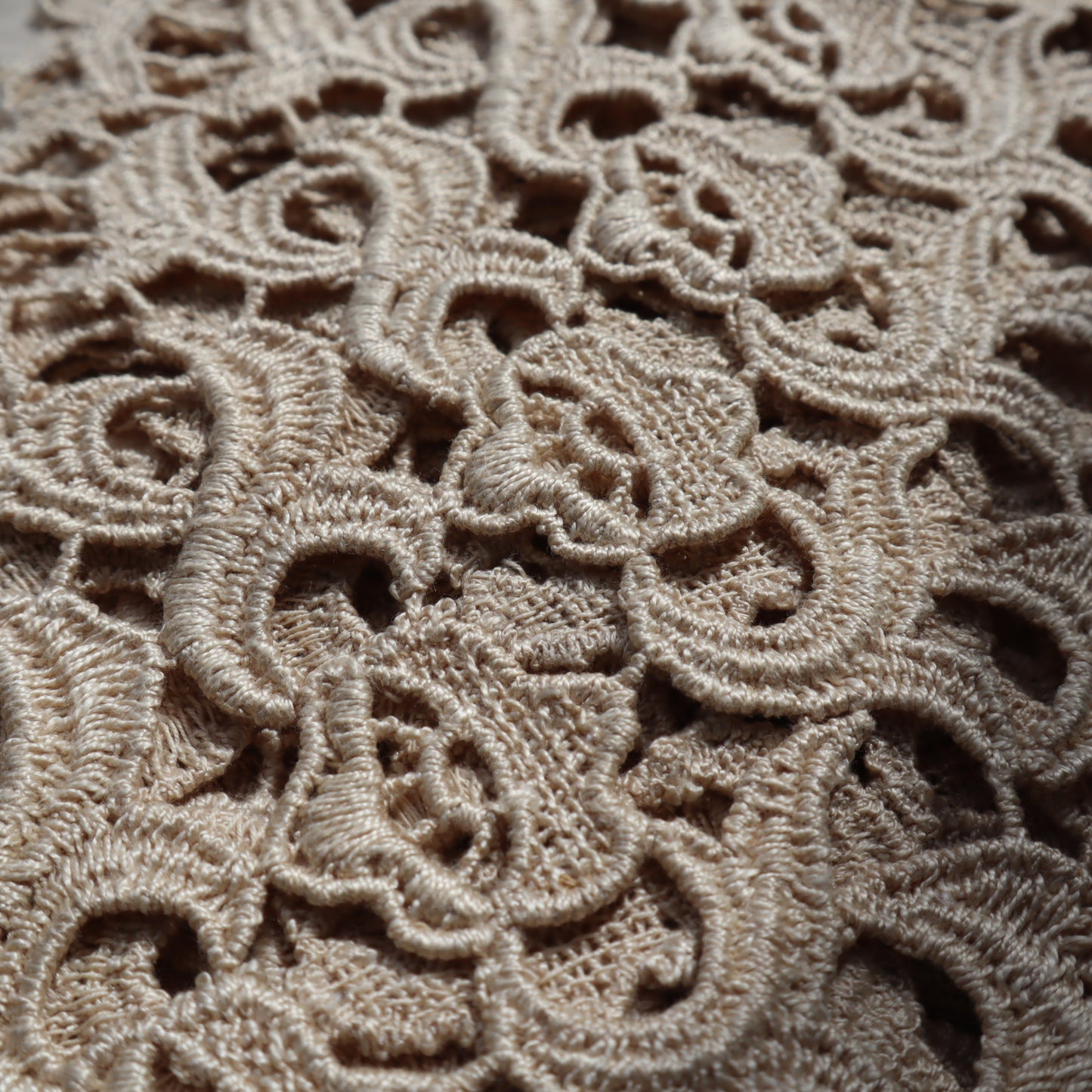 Antique Belgian Curtain – Swiss Linen with 20 cm Bruges Guipure Lace Insertion – 190 × 180 cm