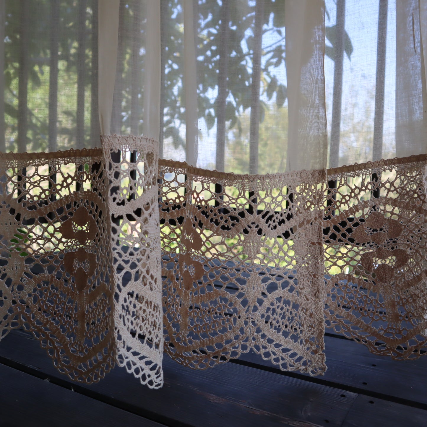Antique Belgian Curtain – Swiss Linen Panel with 33 cm Handmade Bruges Bobbin Lace Border – 246 × 220 cm