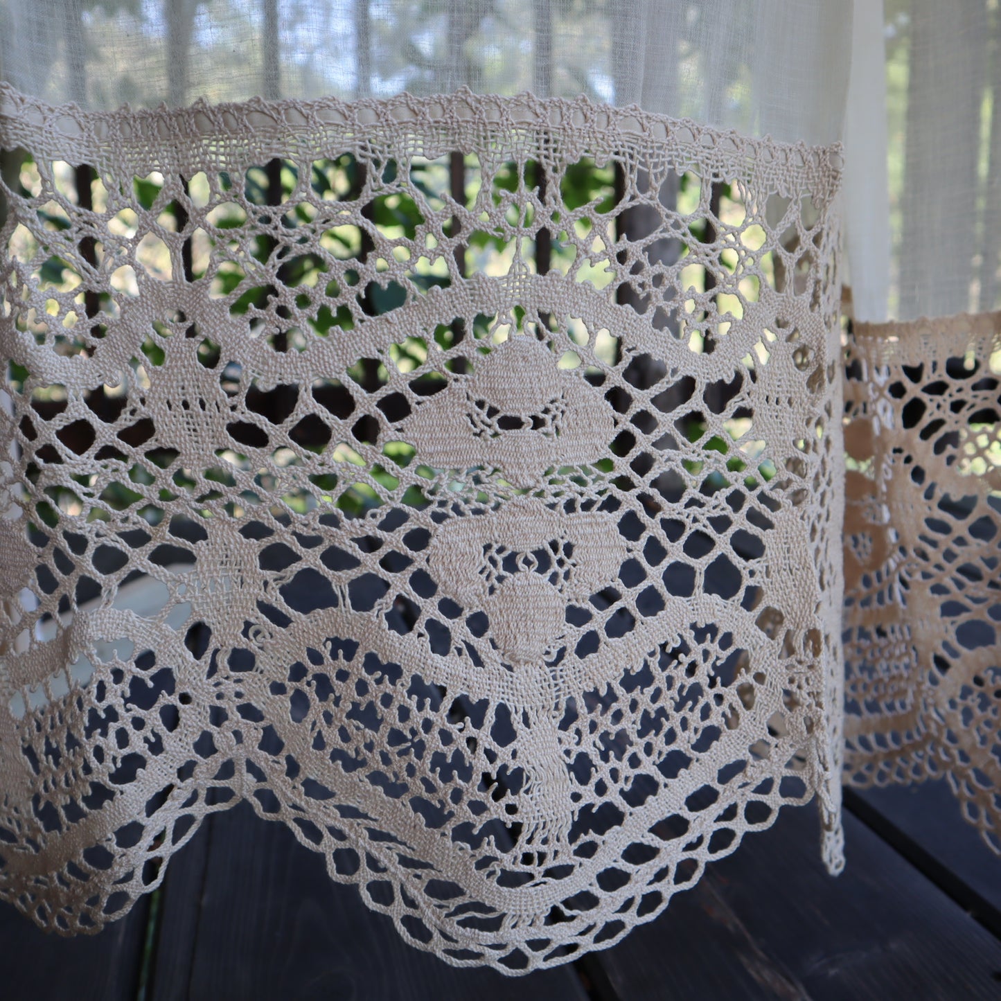 Antique Belgian Curtain – Swiss Linen Panel with 33 cm Handmade Bruges Bobbin Lace Border – 246 × 220 cm