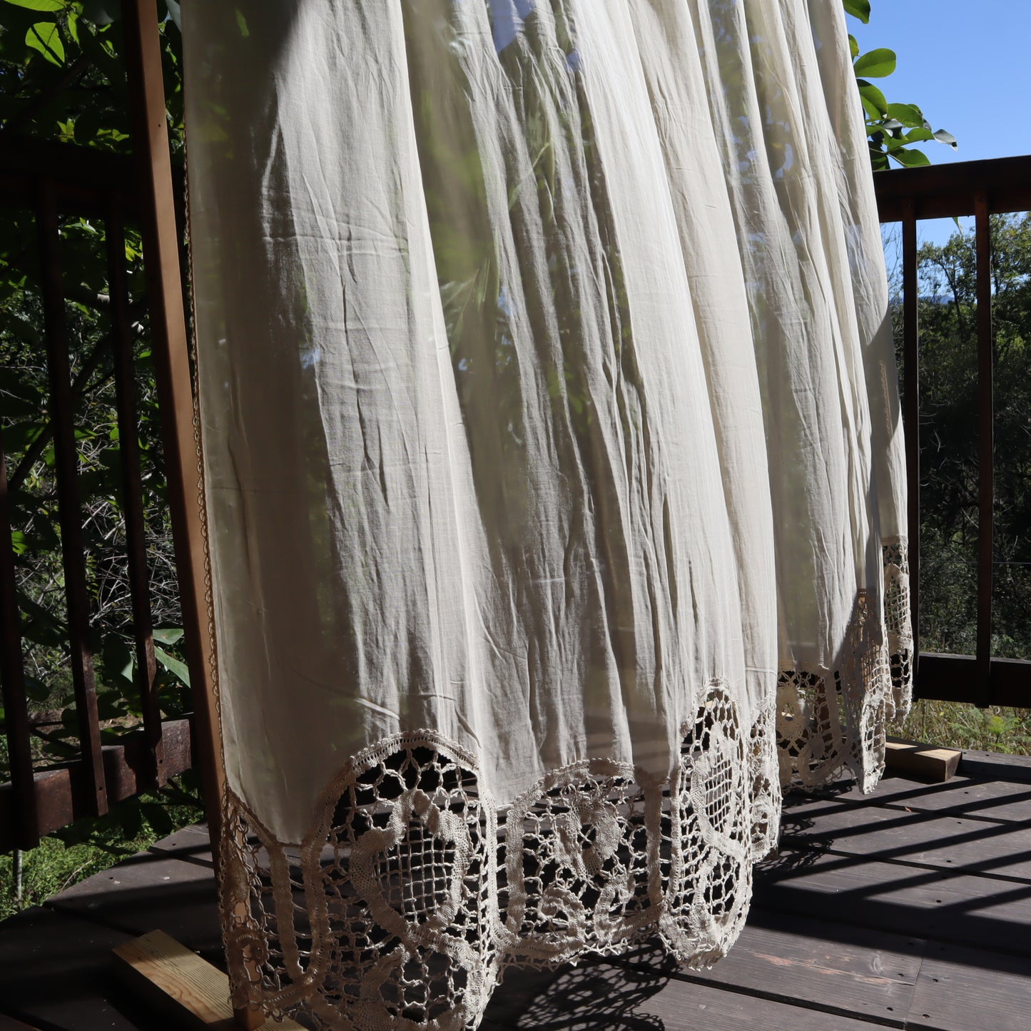 Antique Belgian Linen Curtain – 210 × 200 cm Swiss Linen Panel with Handmade Bruges Renaissance Lace Border