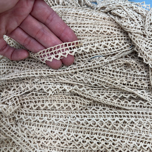 Wholesale Vintage French Lace Trim – 100m – Le Puy-en-Velay Cotton Lace - Bobbins&Needles