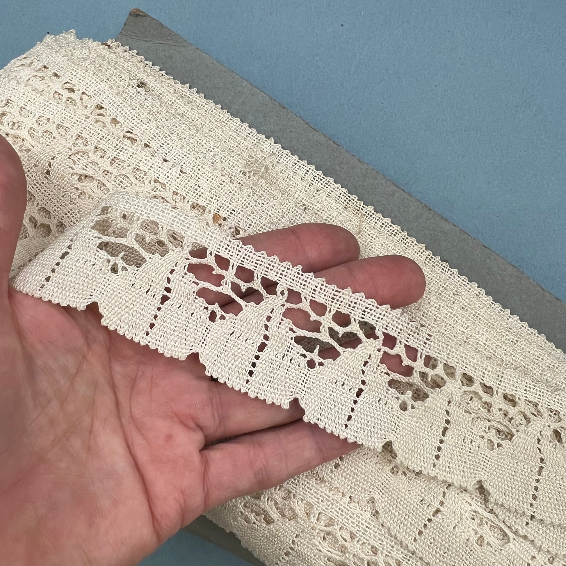 Wholesale Vintage French Lace Trim – 40m – Le Puy-en-Velay Cotton Lace - Bobbins&Needles