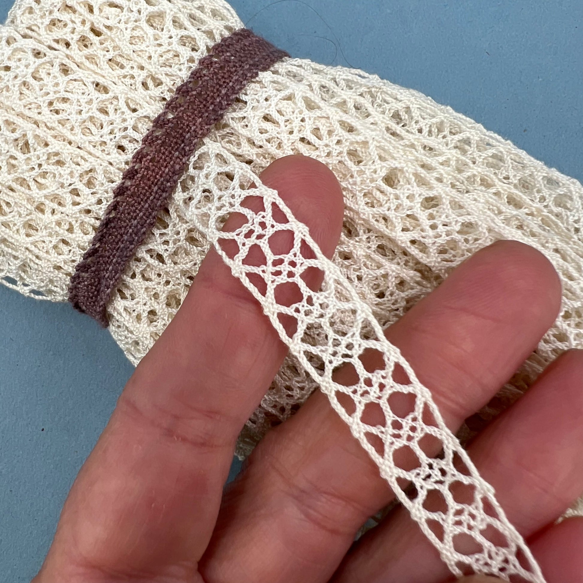 Wholesale Vintage French Lace Trim – 30m – Le Puy-en-Velay Cotton Lace - Bobbins&Needles