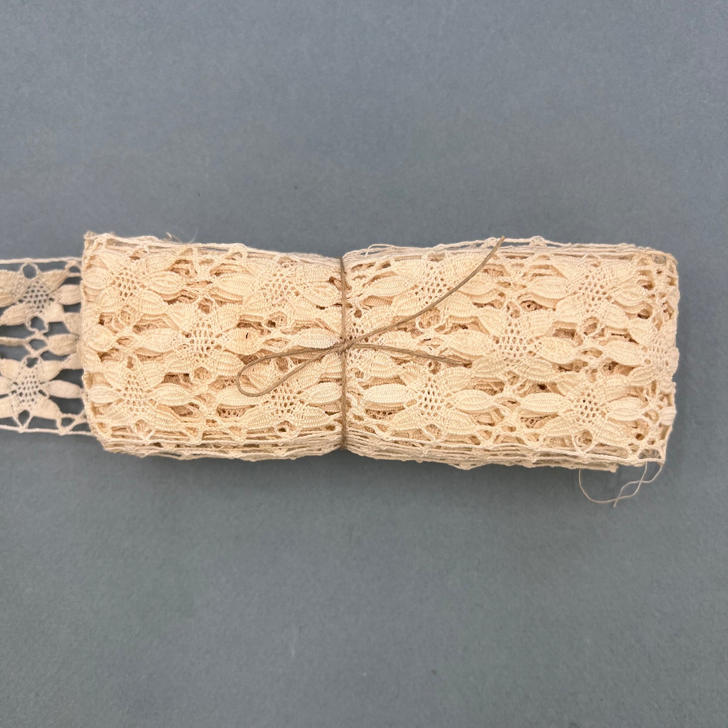 Wholesale Vintage French Lace Trim – 5.5m – Le Puy-en-Velay Cotton Lace