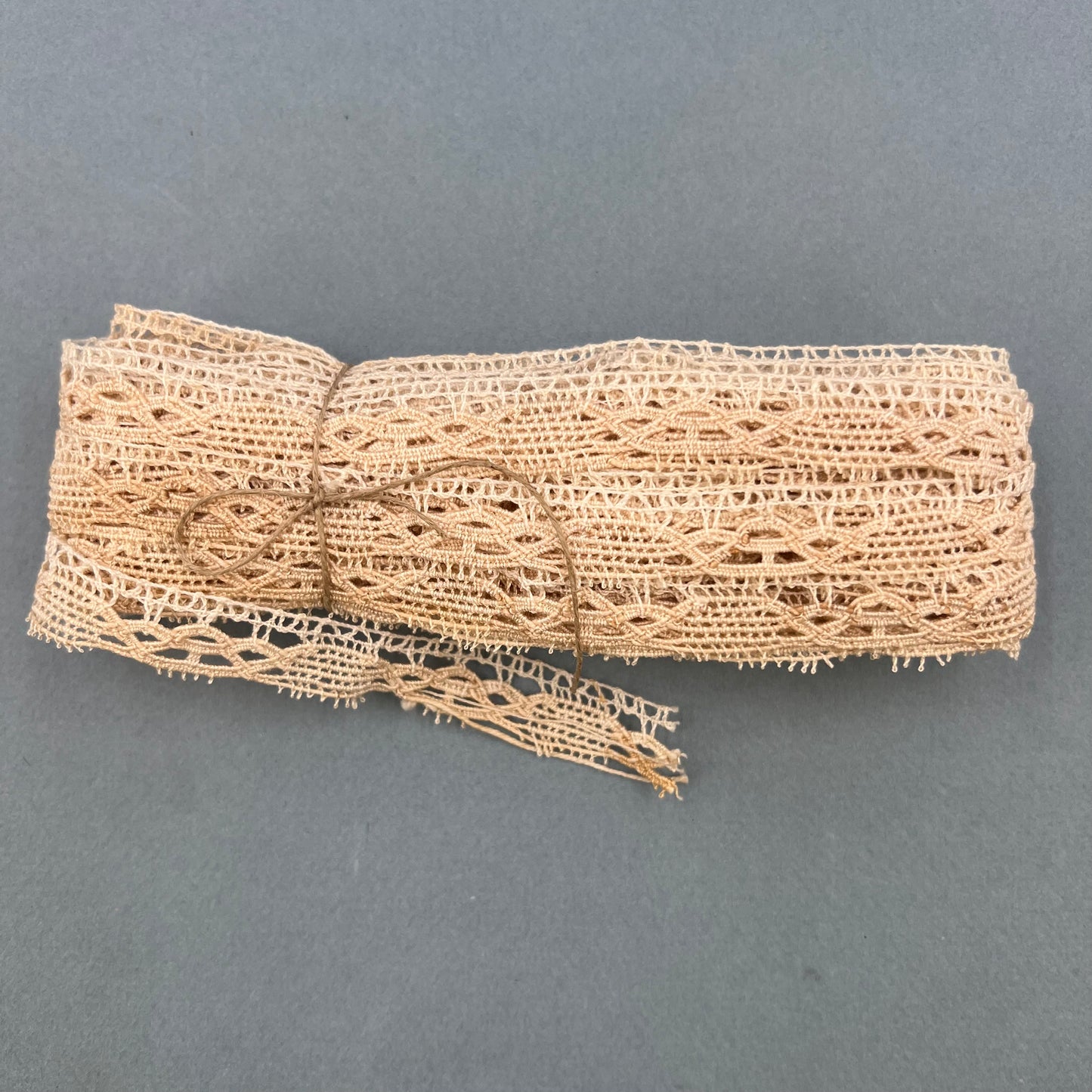 Wholesale Vintage French Lace Trim – 10, – Le Puy-en-Velay Cotton Lace