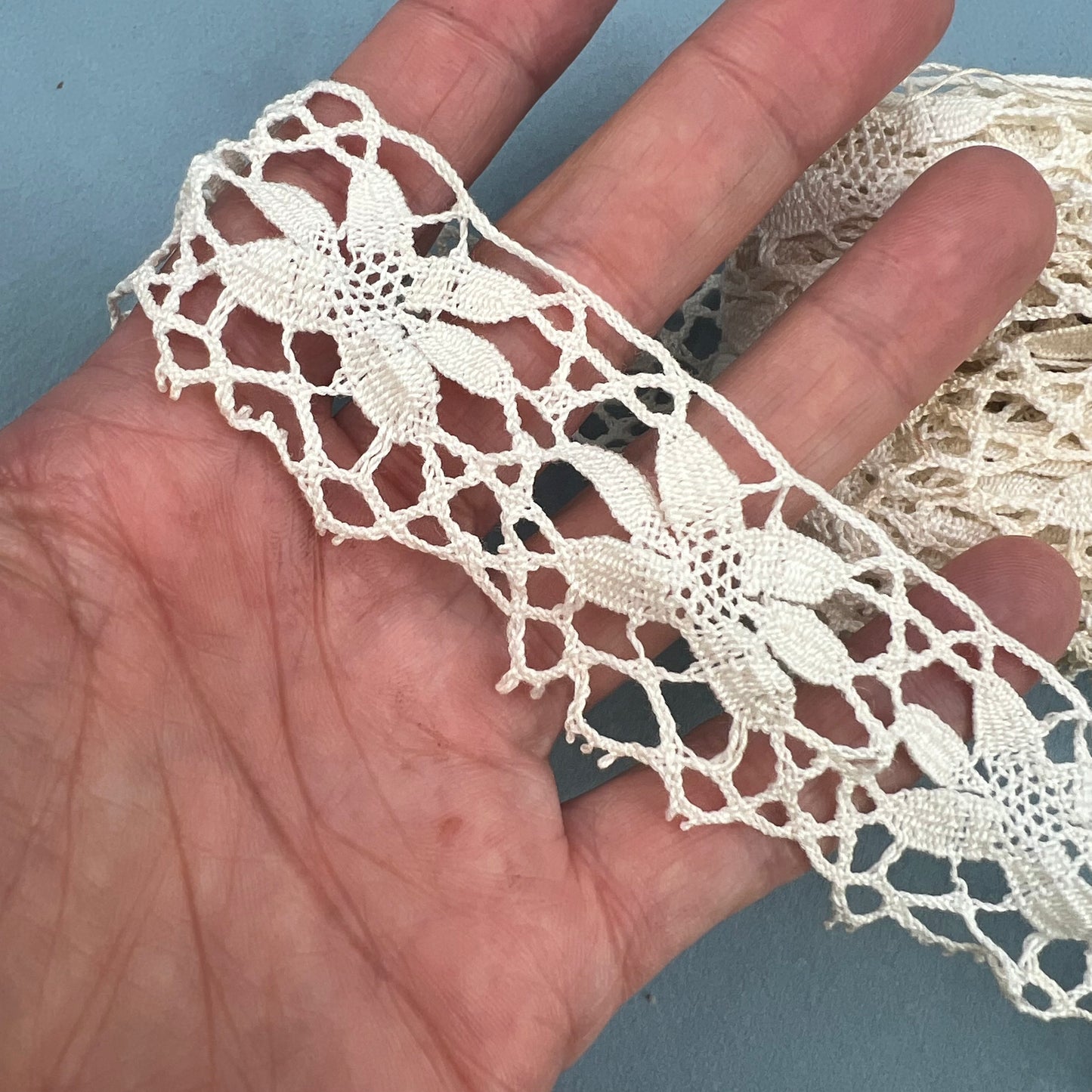 Wholesale Vintage French Lace Trim – 6,5m – Le Puy-en-Velay Cotton Lace