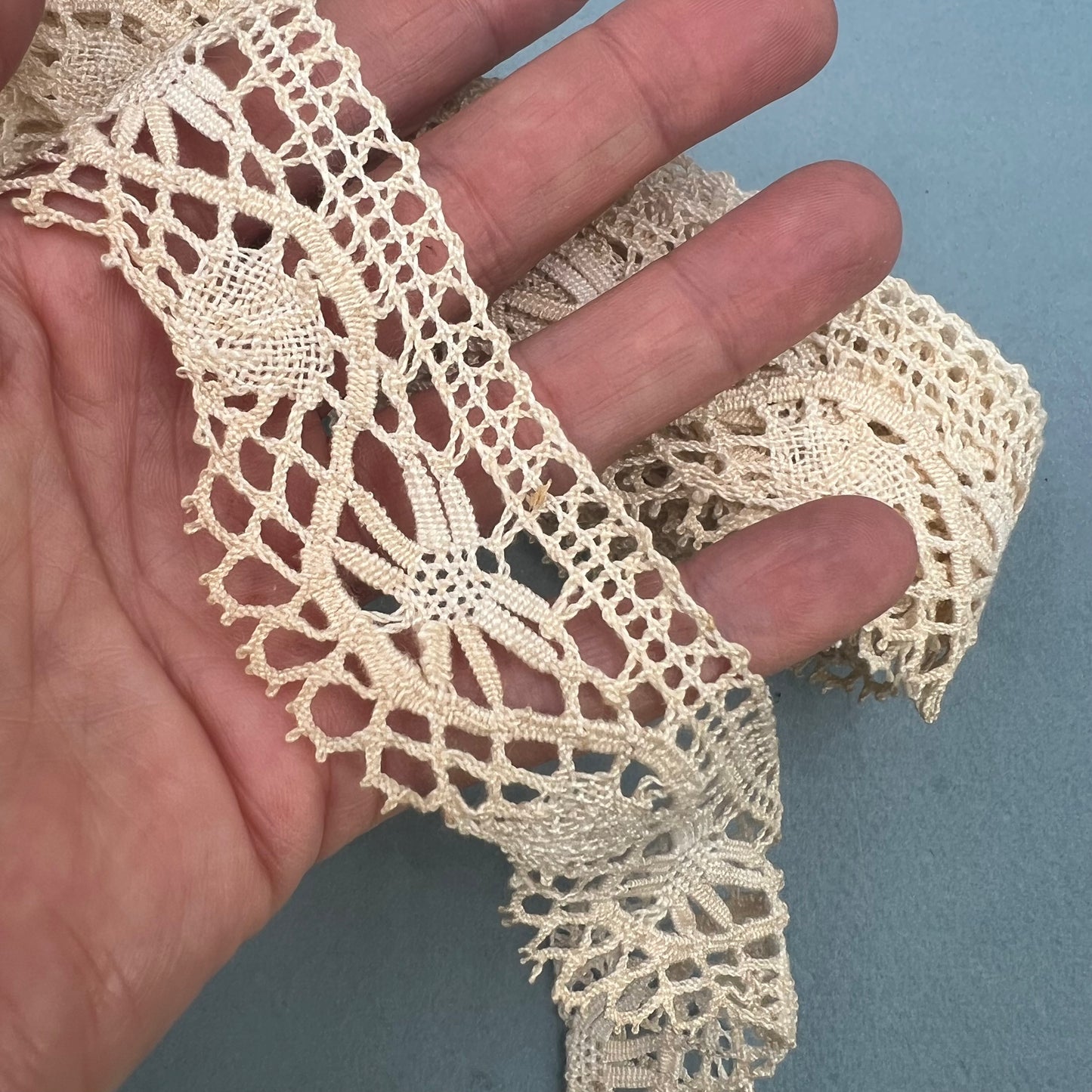 Wholesale Vintage French Lace Trim – 9m – Le Puy-en-Velay Cotton Lace