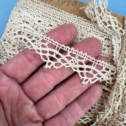 Wholesale Vintage French Lace Trim – 33m – Le Puy-en-Velay Cotton Lace - Bobbins&Needles