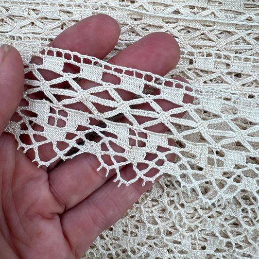 Wholesale Vintage French Lace Trim – 40m – Le Puy-en-Velay Cotton Lace - Bobbins&Needles
