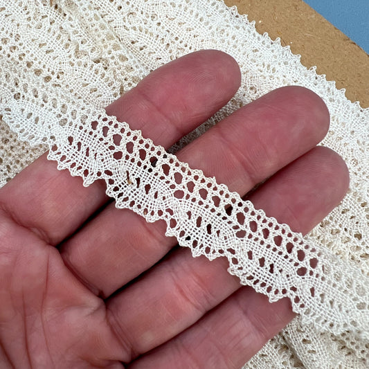 Wholesale Vintage French Lace Trim – 33m – Le Puy-en-Velay Cotton Lace - Bobbins&Needles