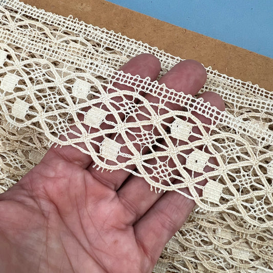 Wholesale Vintage French Lace Trim – 10m – Le Puy-en-Velay Cotton Lace - Bobbins&Needles