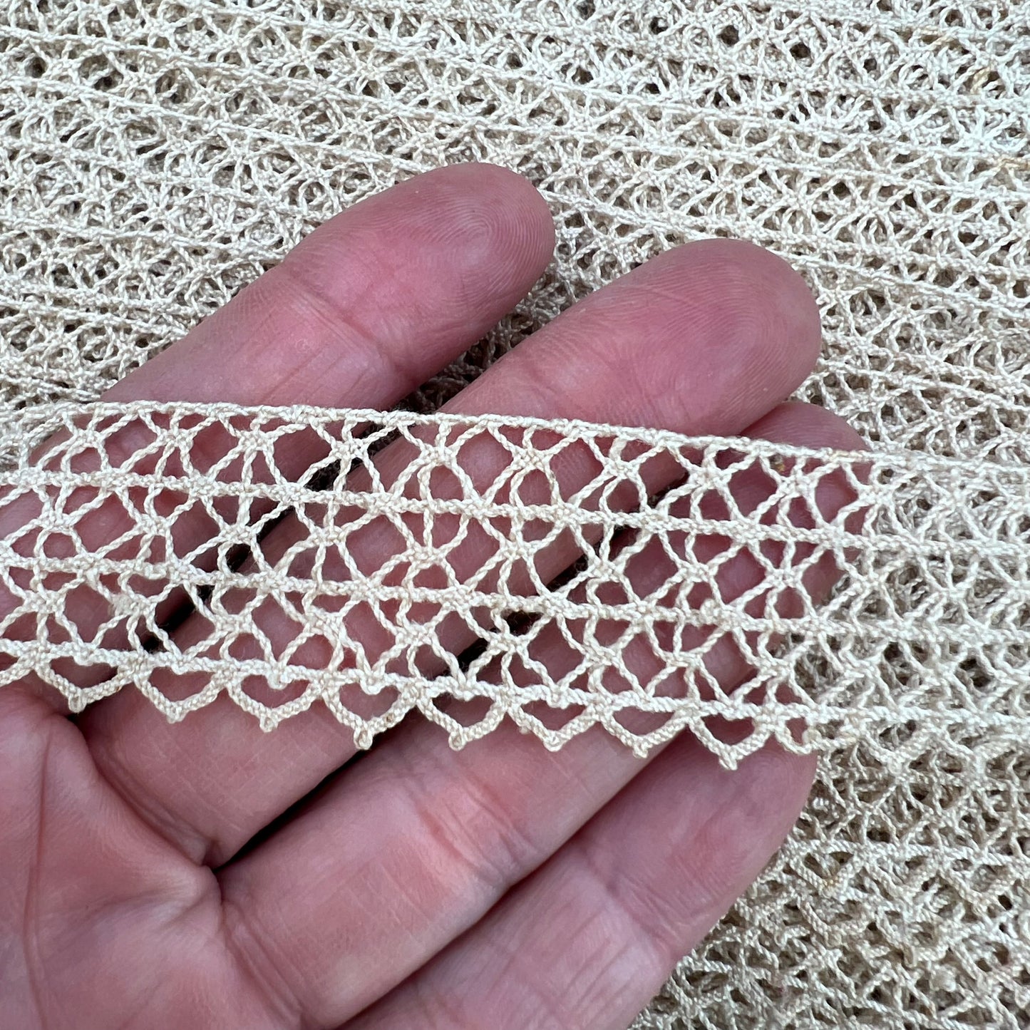 Wholesale Vintage French Lace Trim – 38m – Le Puy-en-Velay Cotton Lace