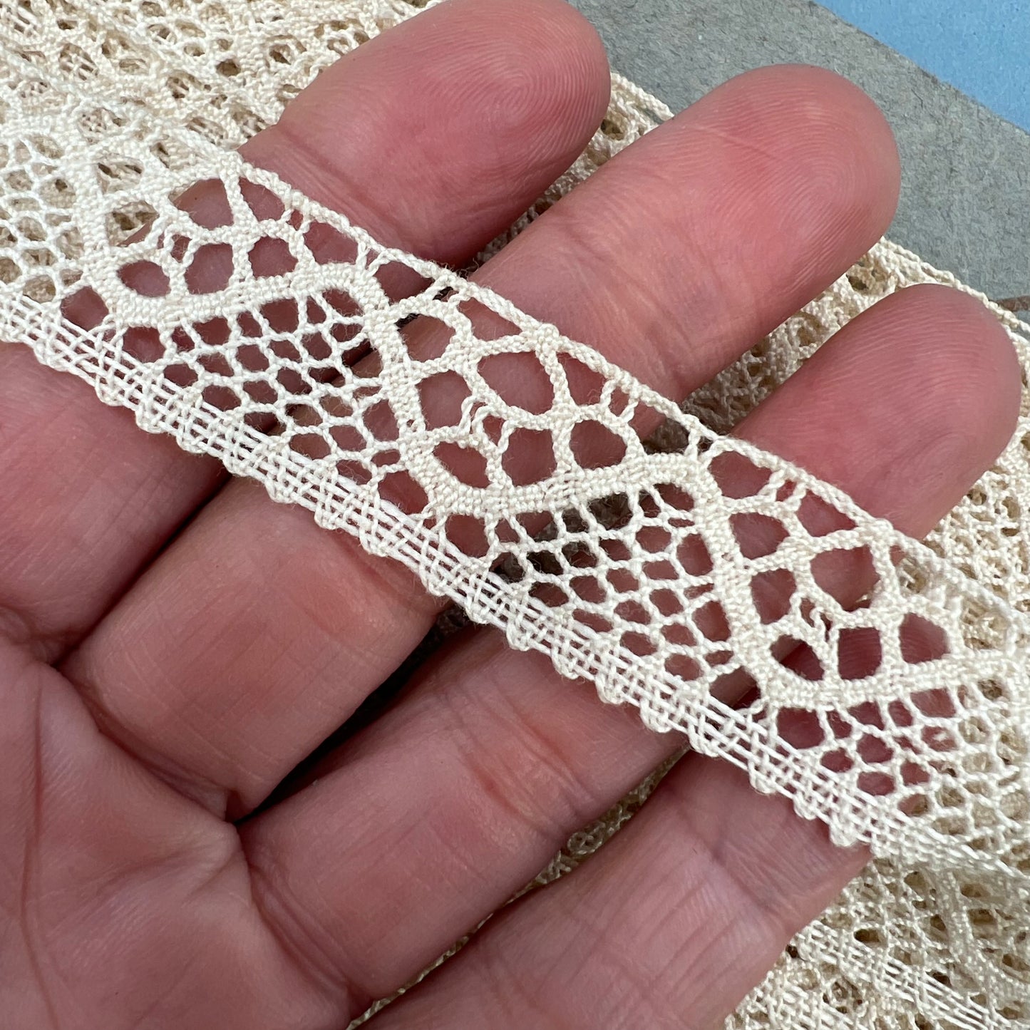 Wholesale Vintage French Lace Trim – 23m – Le Puy-en-Velay Cotton Lace