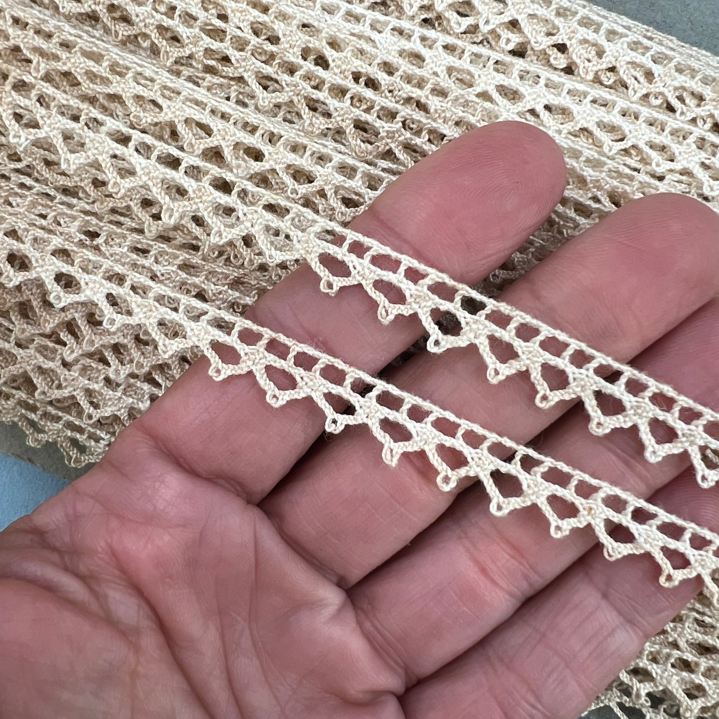 Wholesale Vintage French Lace Trim – 46m – Le Puy-en-Velay Cotton Lace
