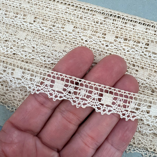 Wholesale Vintage French Lace Trim – 20m – Le Puy-en-Velay Cotton Lace - Bobbins&Needles