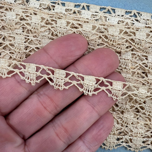 Wholesale Vintage French Lace Trim – 22m – Le Puy-en-Velay Cotton Lace - Bobbins&Needles