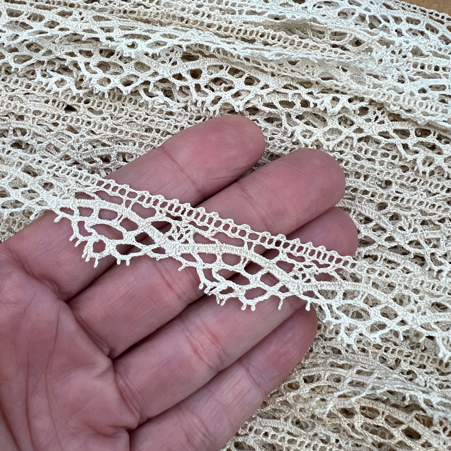 Wholesale Vintage French Lace Trim – 33m – Le Puy-en-Velay Cotton Lace