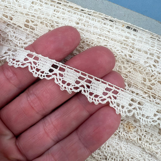 Wholesale Vintage French Lace Trim – 26m – Le Puy-en-Velay Cotton Lace - Bobbins&Needles