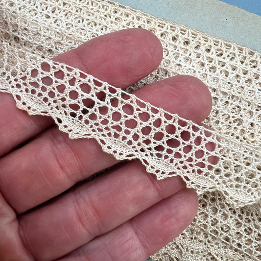 Wholesale Vintage French Lace Trim – 17m – Le Puy-en-Velay Cotton Lace - Bobbins&Needles