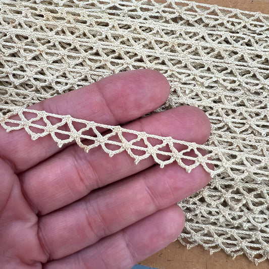 Wholesale Vintage French Lace Trim – 30m – Le Puy-en-Velay Cotton Lace - Bobbins&Needles