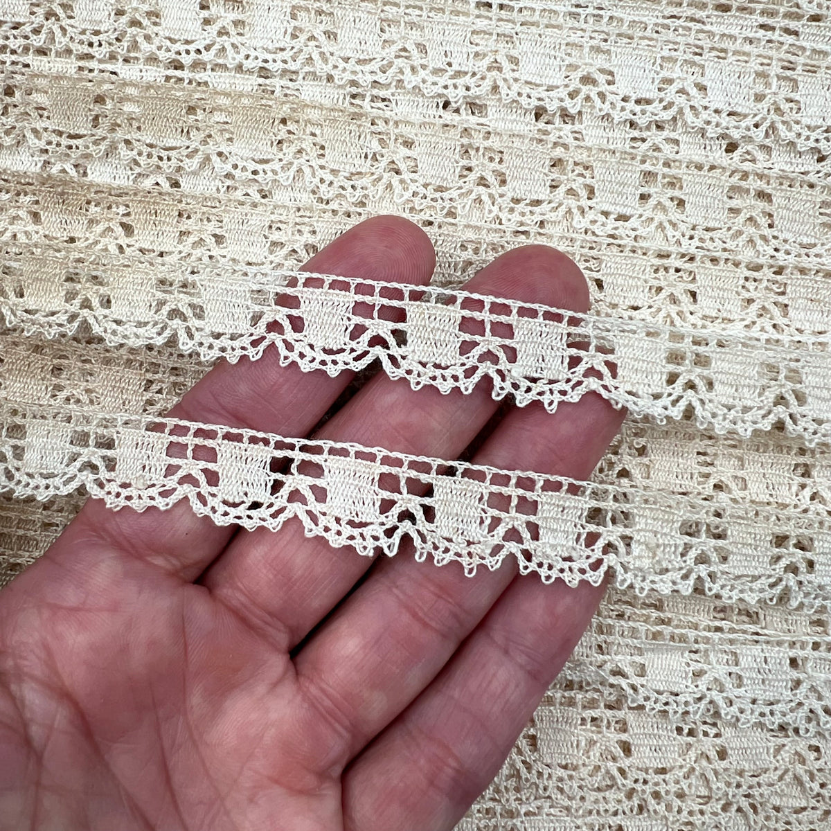 Wholesale Vintage French Lace Trim – 100m – Le Puy-en-Velay Cotton Lace