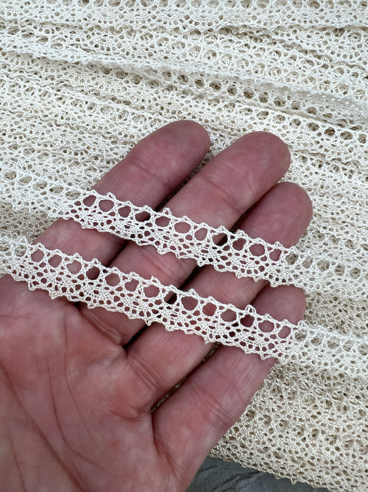 Wholesale Vintage French Lace Trim – 35m – Le Puy-en-Velay Cotton Lace - Bobbins&Needles