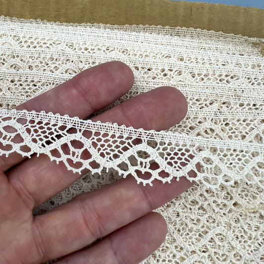 Wholesale Vintage French Lace Trim – 84m – Le Puy-en-Velay Cotton Lace - Bobbins&Needles