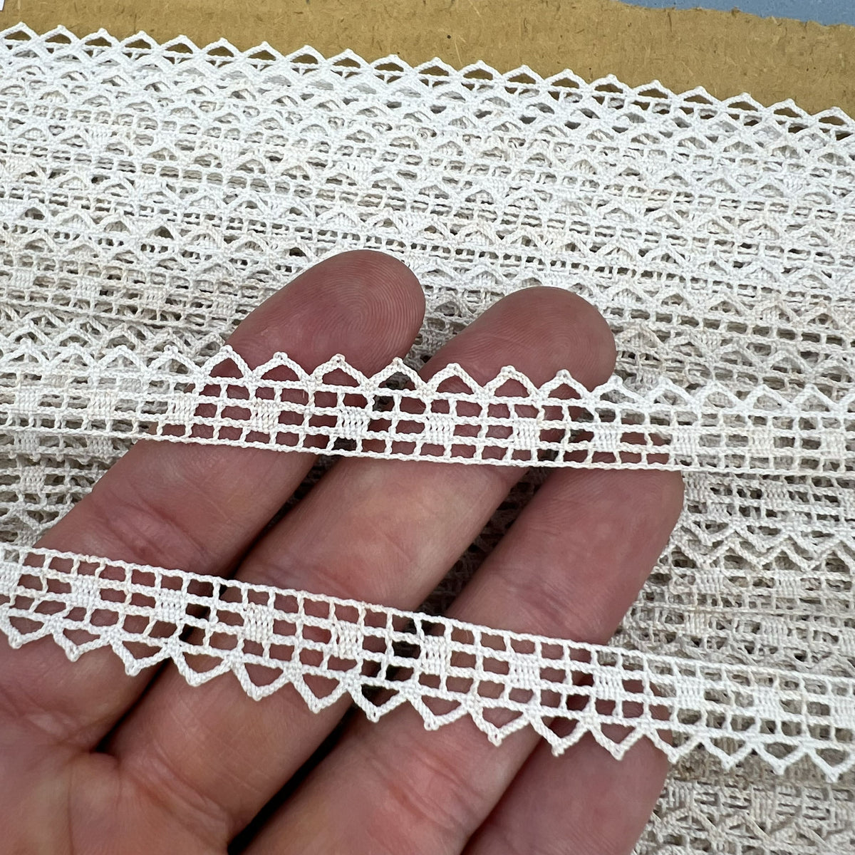 Wholesale Vintage French Lace Trim – 100m – Le Puy-en-Velay Cotton Lace