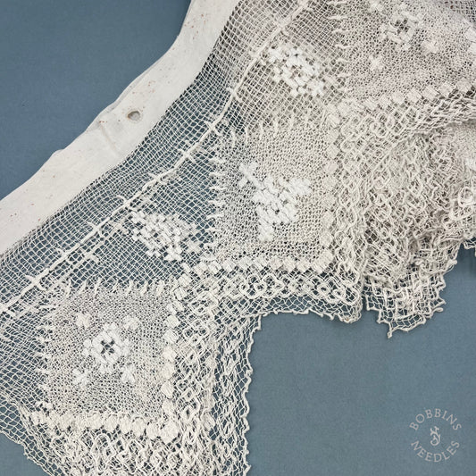 Antique Handmade Religious Filet Lace Border with Crosses – 300 × 20 cm