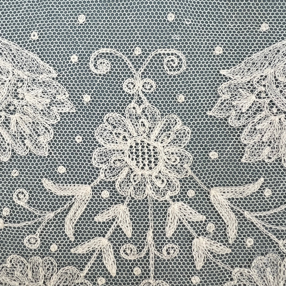Antique Floral Embroidered Tulle Lace Collar – Brussels Appliqué Style
