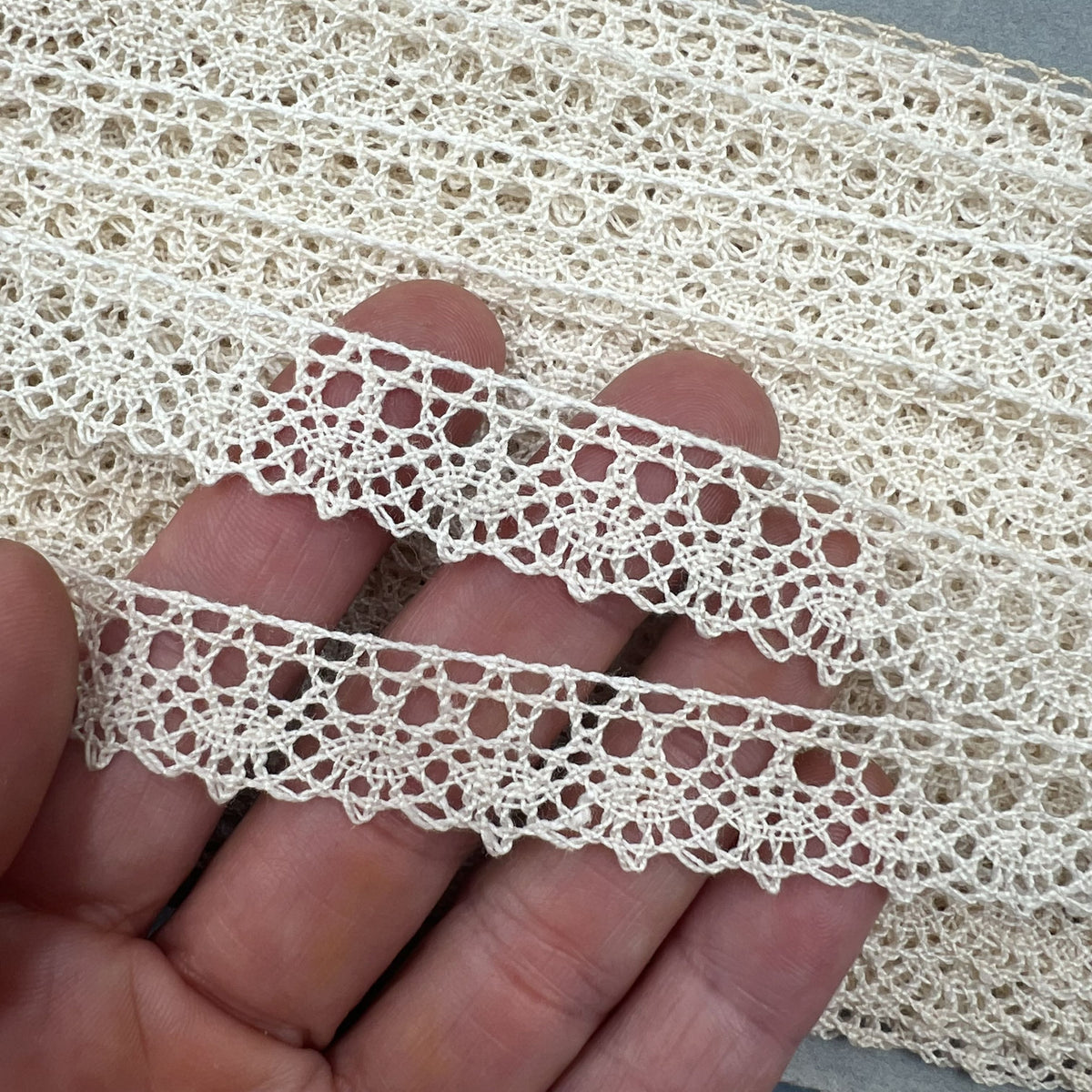 Wholesale Vintage French Lace Trim – 30m – Le Puy-en-Velay Cotton Lace