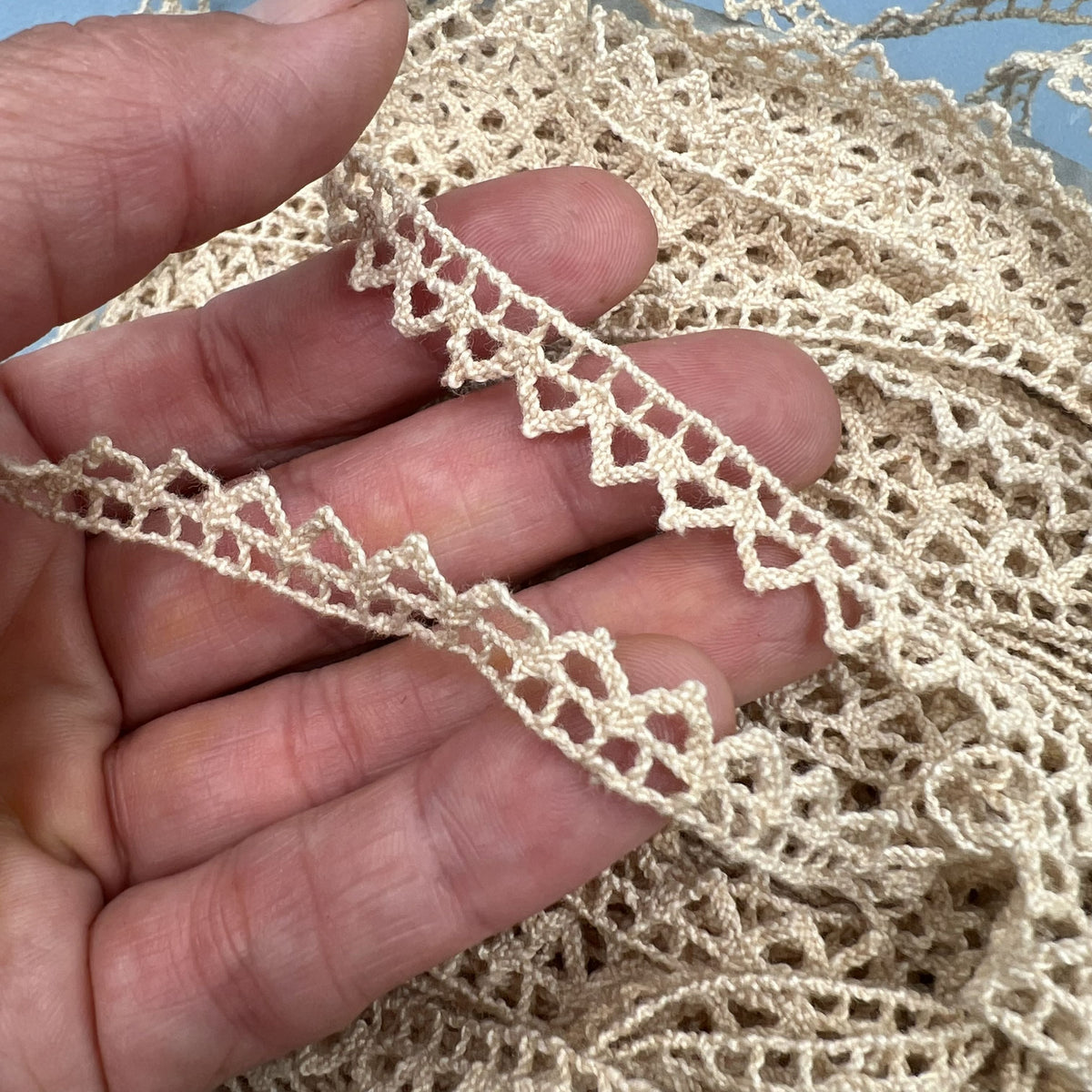 Wholesale Vintage French Lace Trim – 93m – Le Puy-en-Velay Cotton Lace