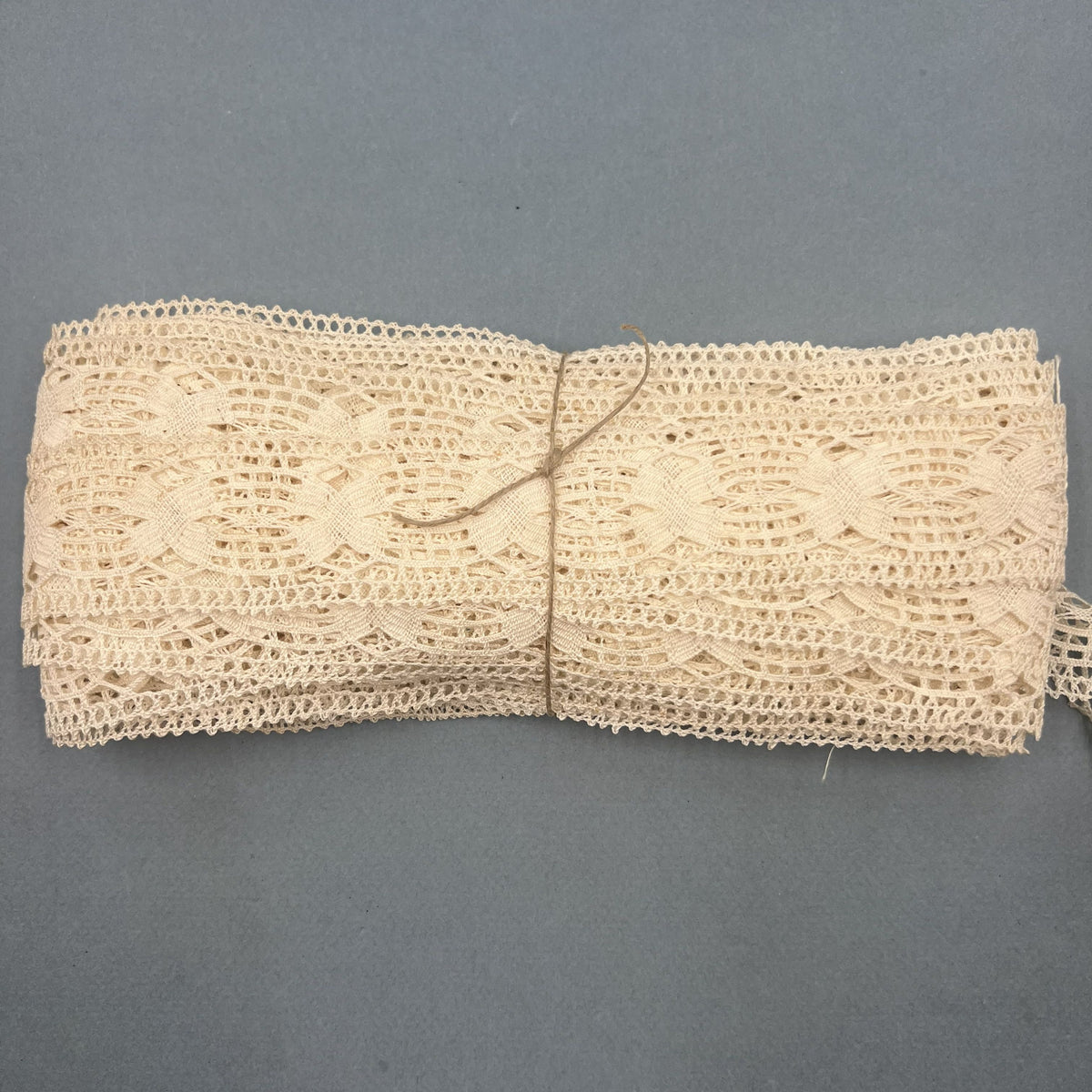 Wholesale Vintage French Lace Trim – 112.75m – Le Puy-en-Velay Cotton Lace
