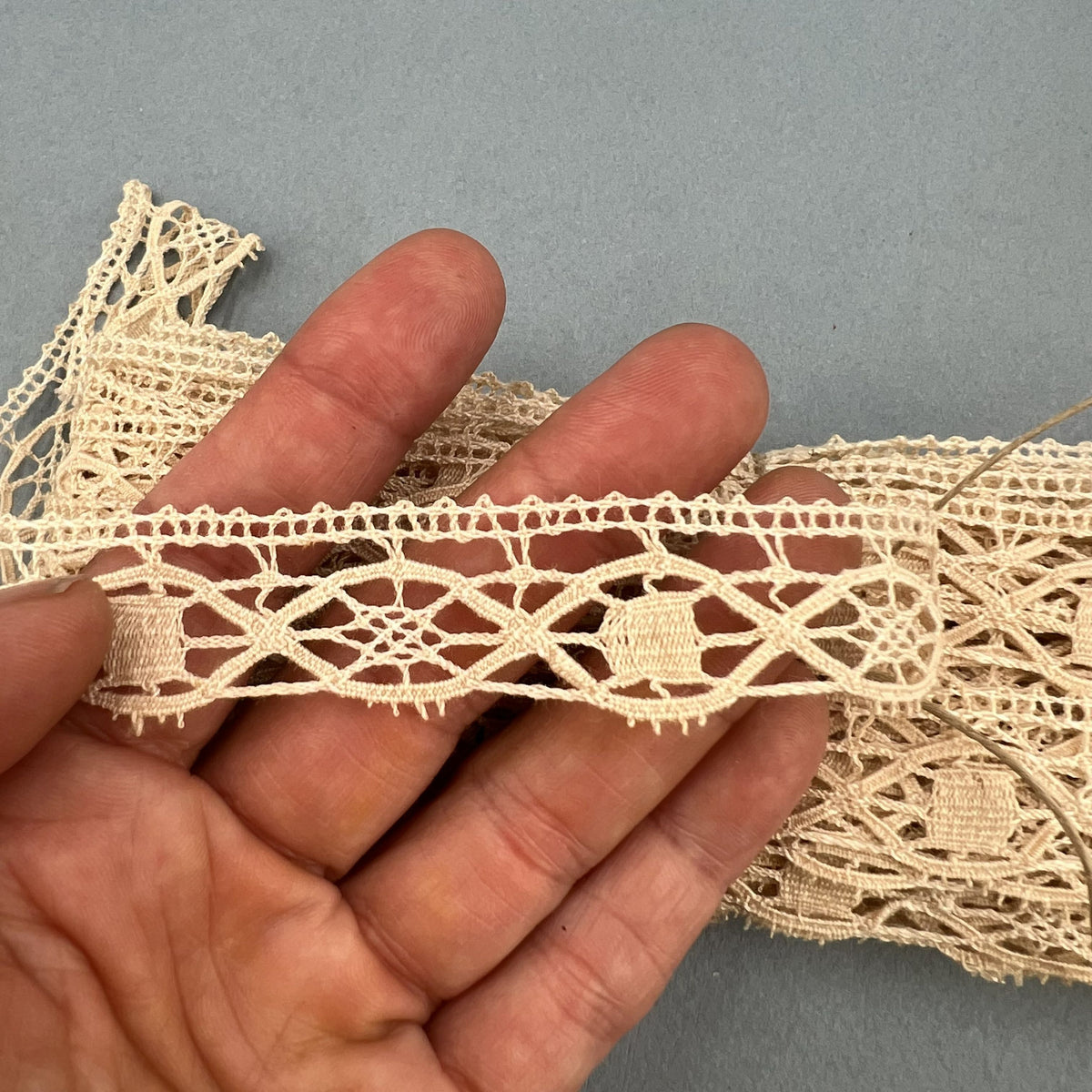 Wholesale Vintage French Lace Trim – 8m– Le Puy-en-Velay Cotton Lace