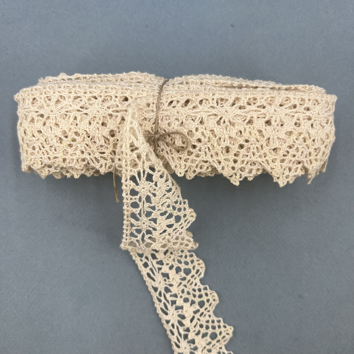 Wholesale Vintage French Lace Trim – 6m – Le Puy-en-Velay Cotton Lace
