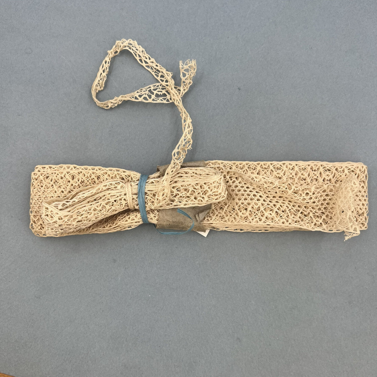 Wholesale Vintage French Lace Trim – 2x2.60m – Le Puy-en-Velay Cotton Lace