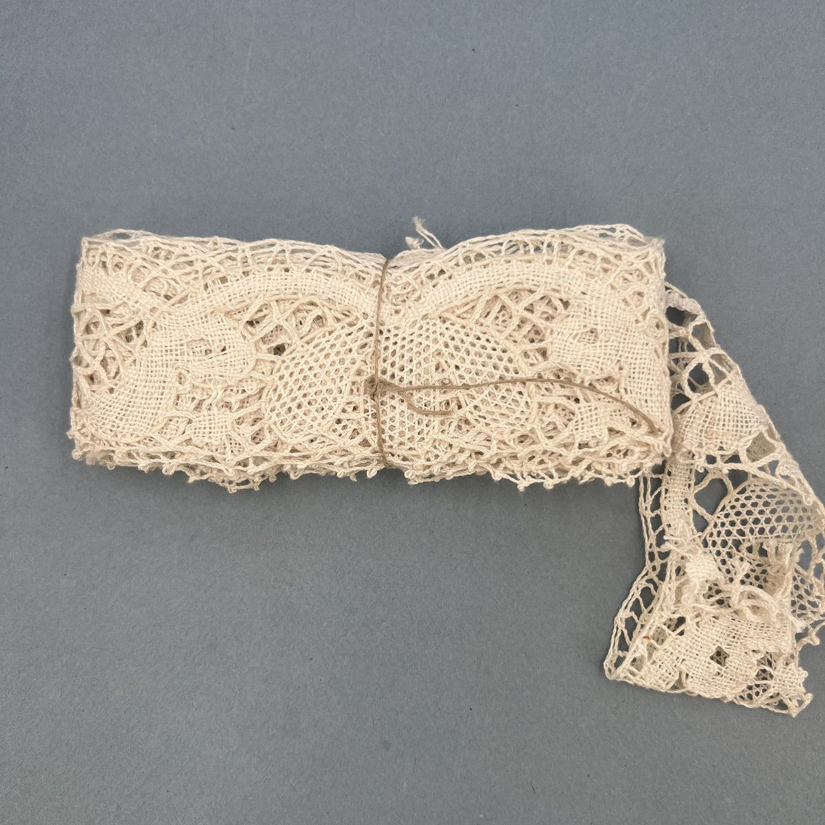 Wholesale Handmade French Lace Trim – 3m – Le Puy-en-Velay Linen Lace