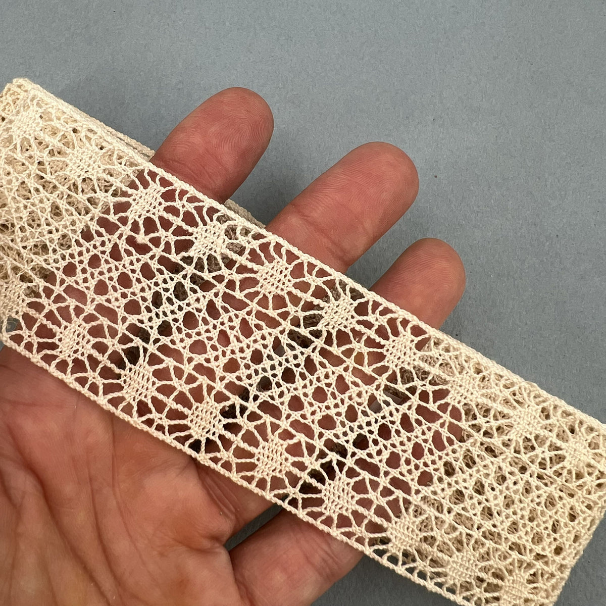 Wholesale Vintage French Lace Trim – 4m – Le Puy-en-Velay Cotton Lace